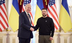 Biden, Ukrayna'ya Yardım Gecikmesi İçin Zelenski'den Özür Diledi