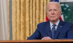 Joe Biden: Kamala Harris'i destekleyeceğim, adaylıktan çekiliyorum