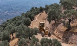 Aydın Büyükşehir Belediyesi'nde kırsal mahallelerin yol çalışmaları devam ediyor