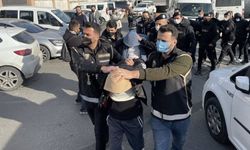Eşref Saral kimdir?