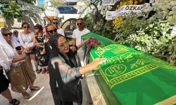 Safiye Soyman, canından çok sevdiği oğlunu gözyaşlarıyla toprağa verdi