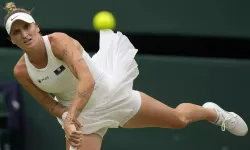 Wimbledon'da Büyük Sürpriz: Vondrousova İlk Turda Elendi
