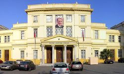 İzmir Atatürk Lisesi otoparkı ihalesini kazanan Rıdvan Aksoy kimdir?