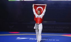 Milli taekwondocumuz Nafia Kuş Aydın çeyrek final biletini aldı!