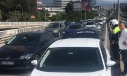 Bornova Ankara Caddesi'nde korkutan kaza: Trafik yoğunluğu arttı