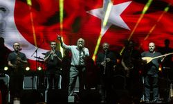 İzmir Enternasyonal Fuarı’nda müzik coşkusu devam ediyor