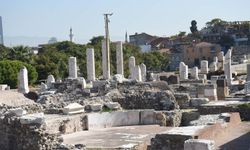 Smyrna Antik Kenti'nde Roma Dönemi'ne ait mutfak ve ev aletleri bulundu