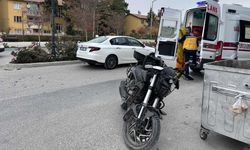 Burdur'da korkutan kaza: Otomobil ile motosiklet çarpıştı, 1 yaralı!