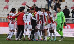 Sivasspor, Antalya'da 3 Puan Peşinde