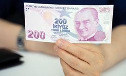 200 TL ne zaman piyasaya çıktı? 200 TL ilk çıktığında dolar kaç liraydı?