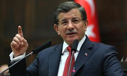 Ahmet Davutoğlu'ndan suriye halkına ve devlete tebrik mesajı