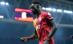 Galatasaray'a sakatlık şoku! Davinson Sanchez maça devam edemedi!