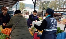 Aydın Büyükşehir Belediyesi, 8 ilçe ve 14 farklı noktada sıcak çorba dağıtıyor