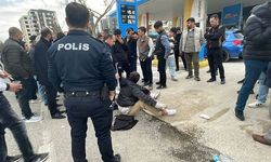 "Bıçakla tehdide" meydan dayağı: Mahalleli tarafından polise teslim edildi!