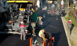 Bornova Belediyesi'nden rekor sürede yol yenileme çalışması