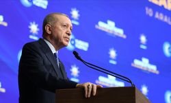 Cumhurbaşkanı Erdoğan İzmir'de konuşuyor