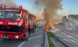 E -5'te araç yangını paniğe yol açtı: Bir anda alev aldı...