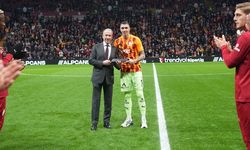 Muslera Galatasaray'ın tarihine geçti Bülent Korkmaz’ı geride bıraktı!