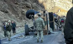 Şırnak'ta askeri araç devrildi: 2 asker yaralandı