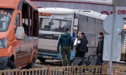 Erzurum'da korkunç kaza! Otobüs ile yolcu minibüsü çarpıştı: Yaralılar var...