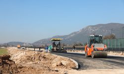 Muğla Büyükşehir Belediyesi ekipleri, AVM bağlantı yolu çalışmalarında sona geldi