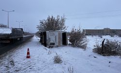 Nevşehir-Kayseri kara yolunda yolcu otobüsü devrildi: Yaralılar var...