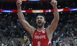 Semih Erden basketbola veda etti: Bu bir son değil yeni bir başlangıç!