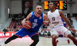 Aliağa Petkimspor ligde Anadolu Efes'e konuk