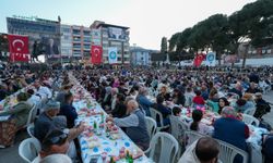 Başkan Zeyrek, Alaşehir'de iftara katıldı: "Halkın parasını halk için harcıyoruz"