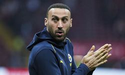 Cenk Tosun'un Japonya transferi rötar yaptı: Fenerbahçe'de kalıyor!