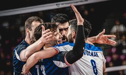 Halkbank'tan tarihi başarı: Altın set zaferiyle gelen yarı final bileti