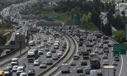 İstanbul'da akşam trafiği çileye dönüştü: Yoğunluk yüzde 74'e ulaştı!