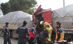 İzmir - Ankara kara yolunda feci kaza! TIRlar birbirine girdi: Trafik durma noktasına geldi!