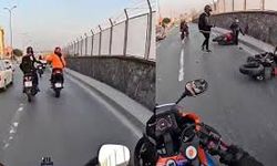 Trafikte şakalaşmanın bedeli ağır oldu! Motosiklet kazasında yaralılar var!