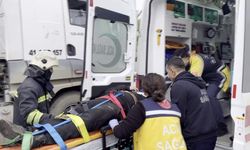 İki motosikletin kafa kafaya çarpıştığı kazada 1 kişi öldü, 1 kişi yaralandı