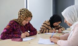 Konak'ta okuma yazma öğrenmeyen kalmayacak