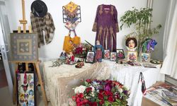 60 yıllık sanat birikimini kadınlara destek için kullanacak