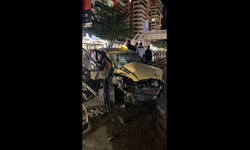 Bariyerlere çarpan otomobilde 1 kişi yaralandı