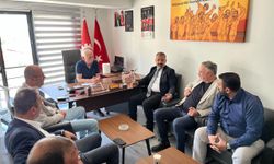 CHP'li Aslanoğlu: "Grevin mağduru İzmir, sevineni AKP olacak"