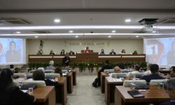 Başkan Kınay'dan meclis mesajı: Bahane değil, çözüm üretiyoruz
