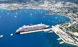 Bodrum’a denizden ziyaret: 590 yolcuyla “Explora I” limanda