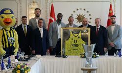 Cumhurbaşkanı Erdoğan’dan Fenerbahçe Beko’ya tebrik: EuroLeague zaferi Köşk'te kutlandı