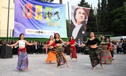 Dansın ritmi Bornova'dan yükseldi