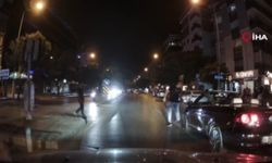 Otomobil ve motorlu arasında 'döner bıçaklı' kavga çıktı