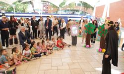 Ege Üniversitesi'nde bilim, miniklere masallarla anlatıldı