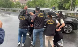Eski eşiyle görüştüğünü öğrendiği kişiyi bıçaklayarak öldürdü