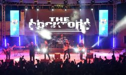 EÜ'de 70. yıl ve şenlik heyecanı: The Rocktors grubu sahne aldı