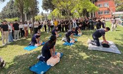 EÜ'de ani kalp durmasında ilk yardım, uygulamalı olarak anlatıldı