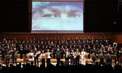 Ezgilerle dolu bir gece: AASSM'de şiir, edebiyat ve müzik buluştu
