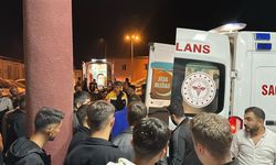 Feci kaza: İki araç kafa kafaya çarpıştı, çoksayıda yaralı var!